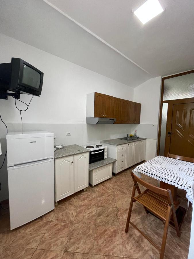 Elda'S Apartment ซารานเดอ ภายนอก รูปภาพ